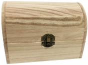 Drevená truhlica s kovovým uzatváraním 18,5x15,5x13cm 