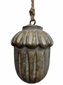 Drevená vianočná guľa – žaluď z mangového dreva s vintage patinou 6×8 cm