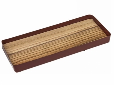 Kovový podnos s drevenou podložkou – lesklá bordová 35 × 12 cm